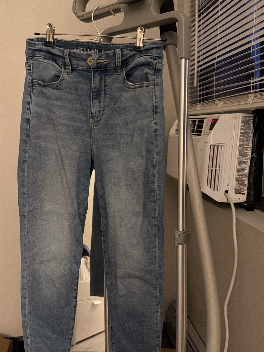 American Eagle Outfitters Skinny Jeans in Light Blue Wash
